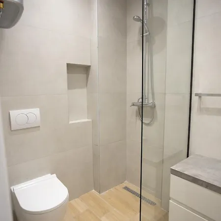 Four Seasons Apartment Vlore