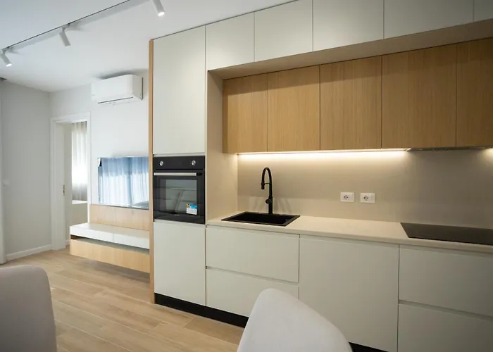 公寓 Four Seasons Vlorë